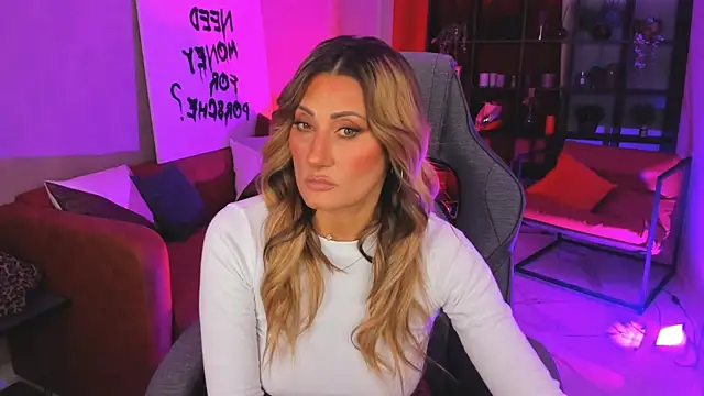 SarahAlluring online show from 10/18/25, 12:06