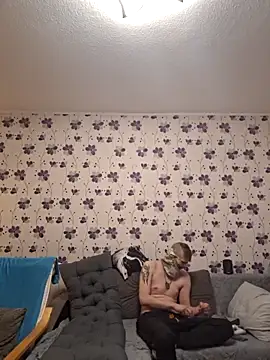 ThePython666 online show from 10/21/25, 09:26