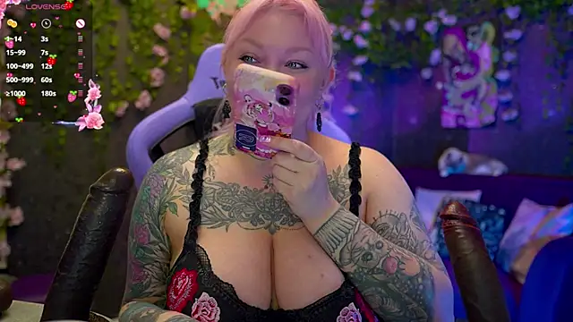 BlackedBarbie online show from 10/22/25, 06:51