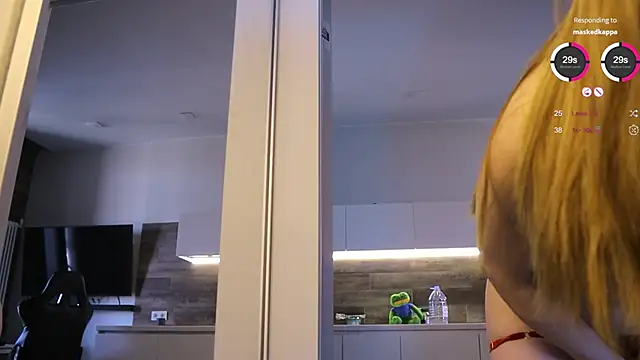 Snapshot of sinfulsmile_ chatting on 03/16/25, 07:15 sinfulsmile online show from 03/16/25, 07:15