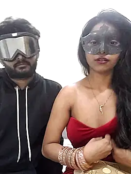 Snapshot of priyanshi-4u chatting on 11/30/25, 07:40 priyanshi-4u online show from 11/30/25, 07:40