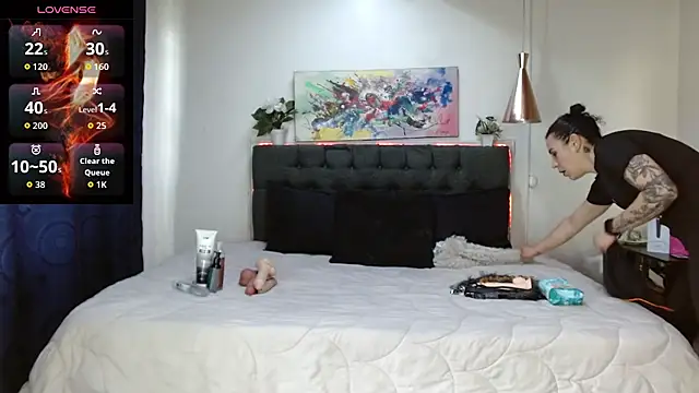 Snapshot of mia_velvet1 chatting on 10/25/25, 01:07 mia velvet1 online show from 10/25/25, 01:07