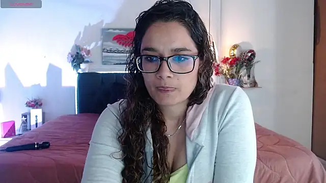 Rose Thompson1 online show from 11/09/25, 01:31