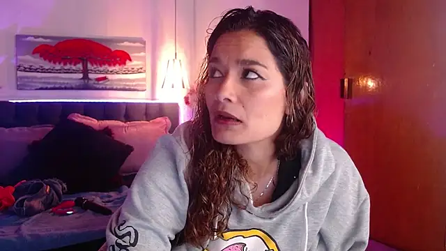 Rose Thompson1 online show from 11/16/25, 02:00