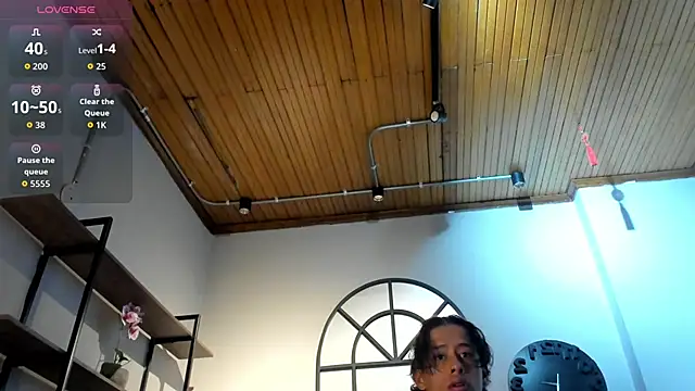 labrinthteasing online show from 10/10/25, 03:44