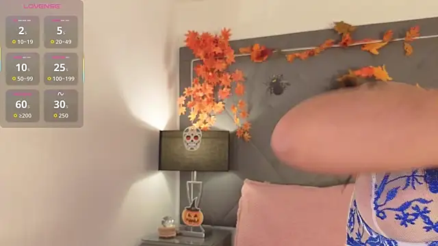 Alexa Madisson online show from 10/28/25, 09:17