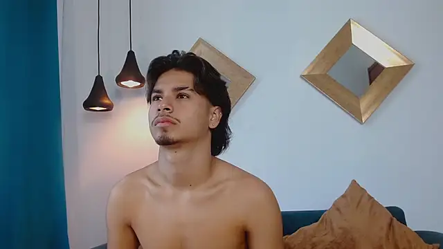 MathewAdams online show from 11/03/25, 01:56