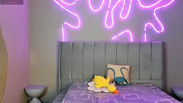 madison  rey online show from 12/03/25, 01:09