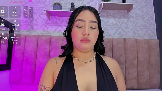 Snapshot of MelinaCruz chatting on 11/05/25, 03:50 MelinaCruz online show from 11/05/25, 03:50