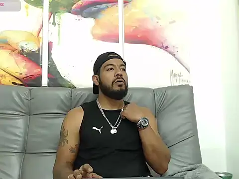 BladeFoxxx1 online show from 10/29/25, 05:31