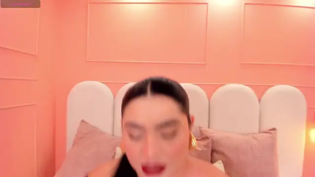 eva sainnt online show from 11/11/25, 02:55