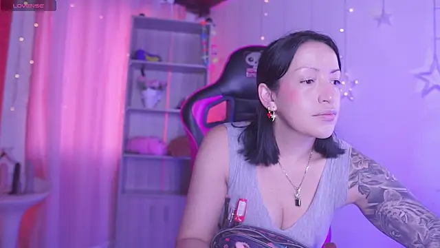 Snapshot of Madison_Mayer chatting on 09/22/25, 12:29 Madison Mayer online show from 09/22/25, 12:29