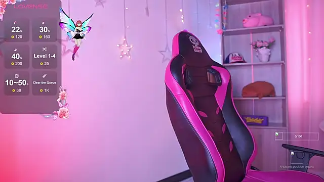 Snapshot of Madison_Mayer chatting on 09/30/25, 12:32 Madison Mayer online show from 09/30/25, 12:32