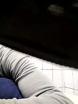 Snapshot of 123skopo chatting on 10/12/25, 11:37 123skopo online show from 10/12/25, 11:37