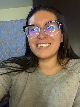 Snapshot of cloe_starr chatting on 03/19/25, 10:09 cloe starr online show from 03/19/25, 10:09