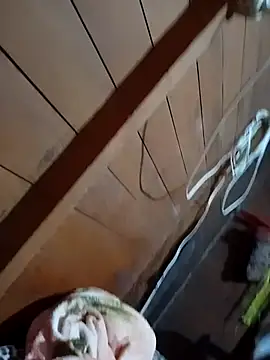 Snapshot of indio9233 chatting on 09/29/25, 03:22 indio9233 online show from 09/29/25, 03:22