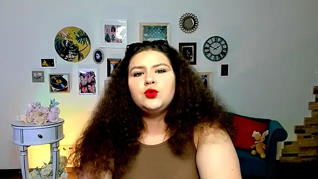 FlorenceAnderson online show from 03/22/25, 03:53