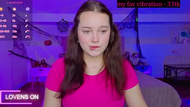 Cute kitty- online show from 10/26/25, 06:52