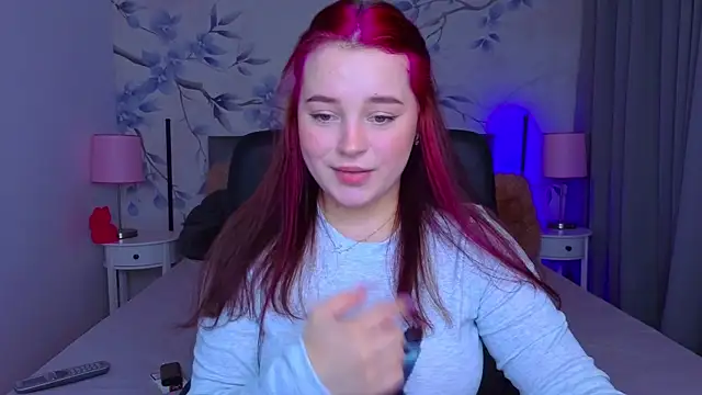 Cute kitty- online show from 11/13/25, 08:41