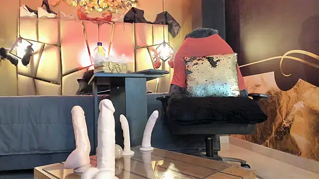 Kendraa Hot online show from 11/13/25, 11:47