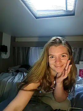 Snapshot of Amesthyst_destiny chatting on 10/26/25, 03:29 Amesthyst destiny online show from 10/26/25, 03:29