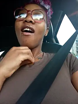 Snapshot of Hotytoty26 chatting on 10/15/25, 03:39 Hotytoty26 online show from 10/15/25, 03:39