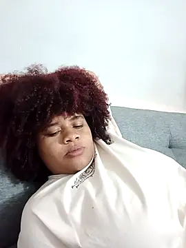 LEIDY LORENA online show from 10/10/25, 08:19