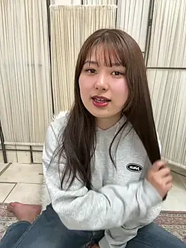 Snapshot of miharu01 chatting on 03/21/25, 08:08 miharu01 online show from 03/21/25, 08:08