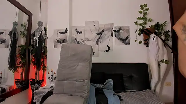 Giotrashy online show from 10/26/25, 07:42