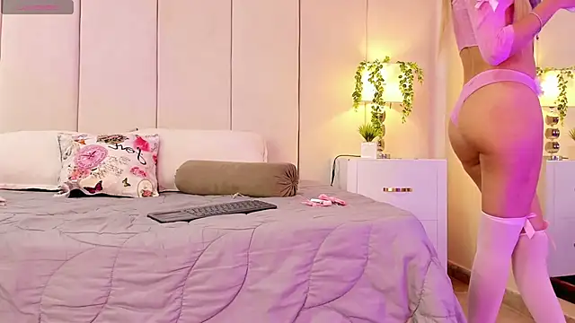 princesssammy2 online show from 10/17/25, 12:01