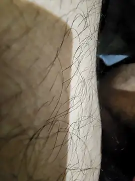 Snapshot of ikeike-kun chatting on 10/18/25, 03:46 ikeike-kun online show from 10/18/25, 03:46