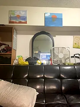 Snapshot of kyle67154 chatting on 11/22/25, 05:45 kyle67154 online show from 11/22/25, 05:45