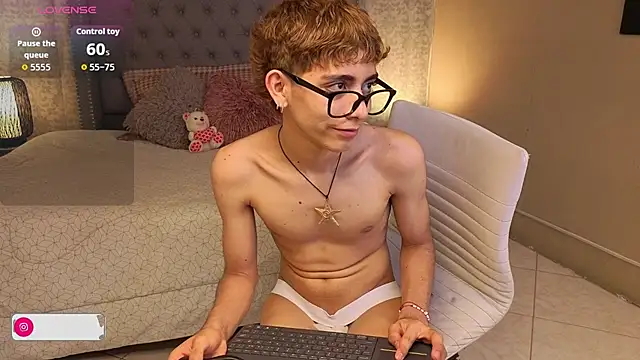 Snapshot of Matty_Sparkk chatting on 10/08/25, 01:53 Matty Sparkk online show from 10/08/25, 01:53
