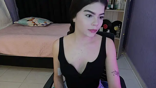 sweet c4ndy online show from 10/26/25, 03:18