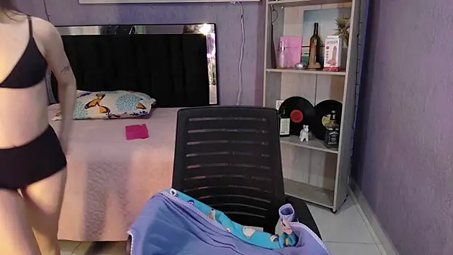 sweet c4ndy online show from 10/30/25, 01:18