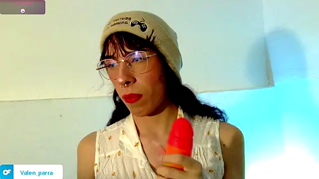 Snapshot of kattycat_ chatting on 10/08/25, 11:24 kattycat online show from 10/08/25, 11:24