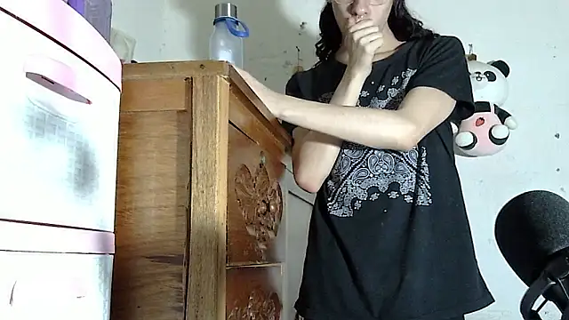 Snapshot of kattycat_ chatting on 11/18/25, 11:26 kattycat online show from 11/18/25, 11:26