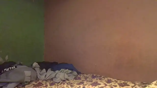 JoaoPinto0 online show from 10/15/25, 07:58