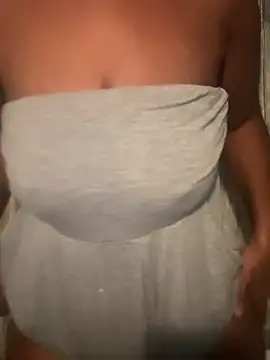 Snapshot of urgeminibrat chatting on 11/09/25, 06:01 urgeminibrat online show from 11/09/25, 06:01