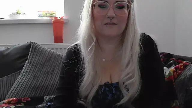 Sizzling Indie36 online show from 09/23/25, 09:12