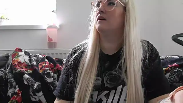 Sizzling Indie36 online show from 10/09/25, 10:02