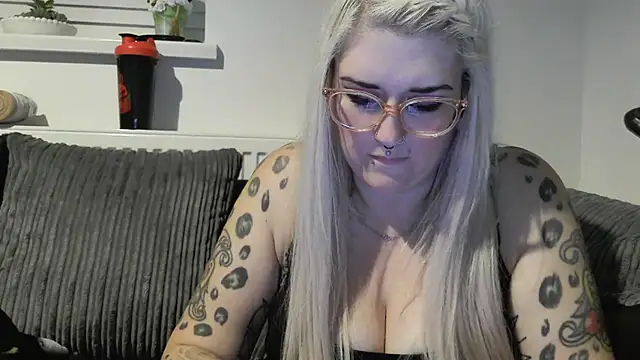 Sizzling Indie36 online show from 10/10/25, 06:18