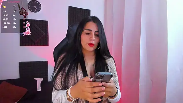 hannarusso online show from 10/28/25, 09:28