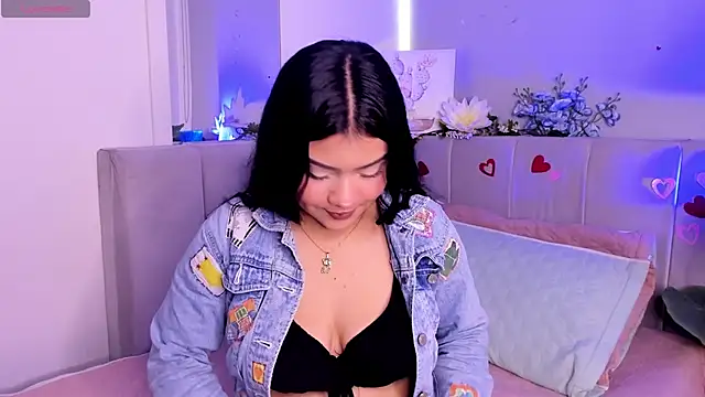 Snapshot of Zamantta chatting on 11/10/25, 01:21 Zamantta online show from 11/10/25, 01:21