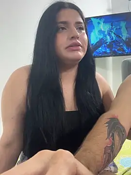 pareja curiosa19 online show from 10/11/25, 12:10