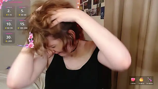 Snapshot of c0ralynx chatting on 10/22/25, 11:59 c0ralynx online show from 10/22/25, 11:59