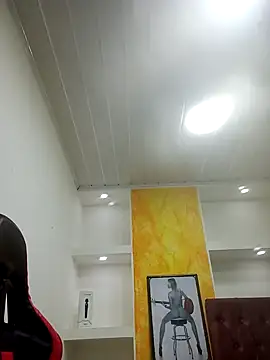 chloe 03  online show from 09/09/25, 09:14