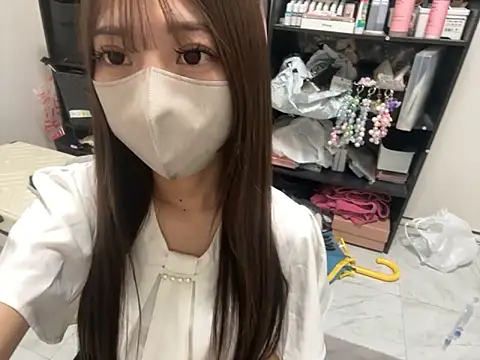 Snapshot of yunayuna_1231 chatting on 09/09/25, 02:49 yunayuna 1231 online show from 09/09/25, 02:49