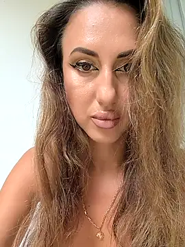 Brilliant-Splashes online show from 11/04/25, 02:32