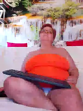 QueenPammy1 online show from 02/11/25, 01:30